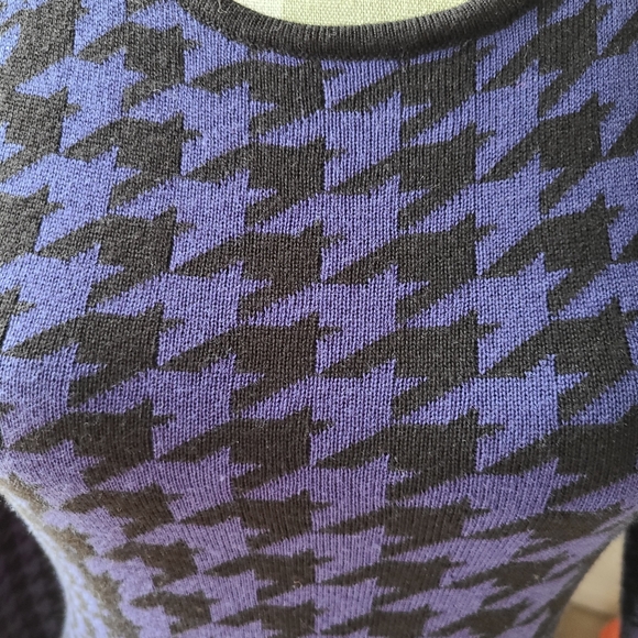 Calvin Klein Sweater Dress - Picture 6 of 8